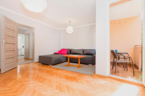 Spokojny Apartament przy Parku Chopina by Noclegi Renters